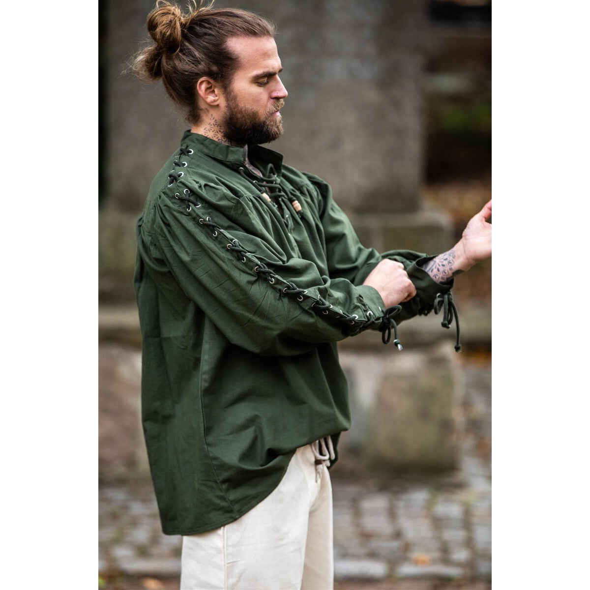 Product image Medieval lace-up shirt with eyelets Adrian green