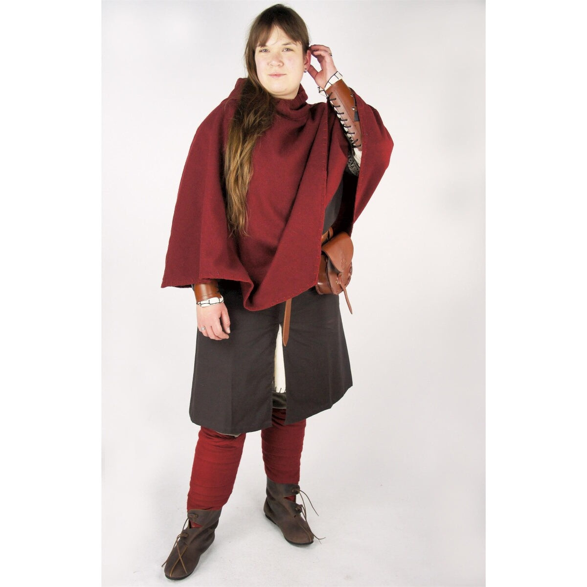 Product image Medieval Hood Egill with Embroidery red