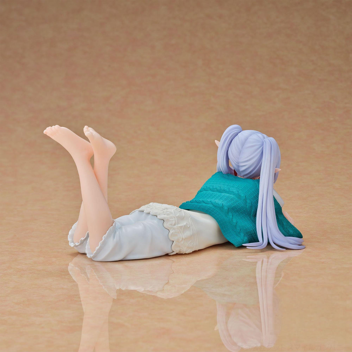 Product image Frieren: Beyond Journey’s End - Frieren Figure Loungewear Version