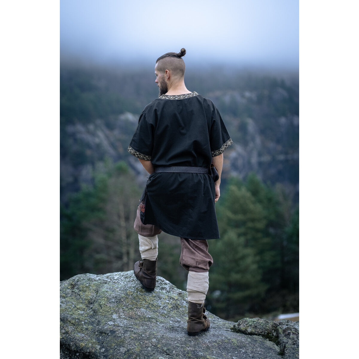 Product image Medieval Short-Sleeve Tunic Loki black