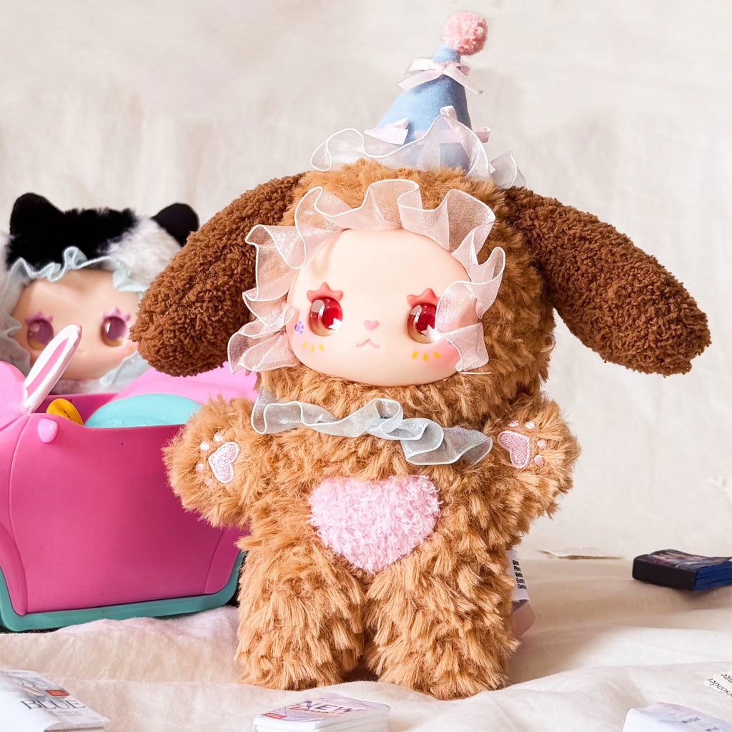 Product image Lovely Emma - Twist Series Mystery Plush Figure