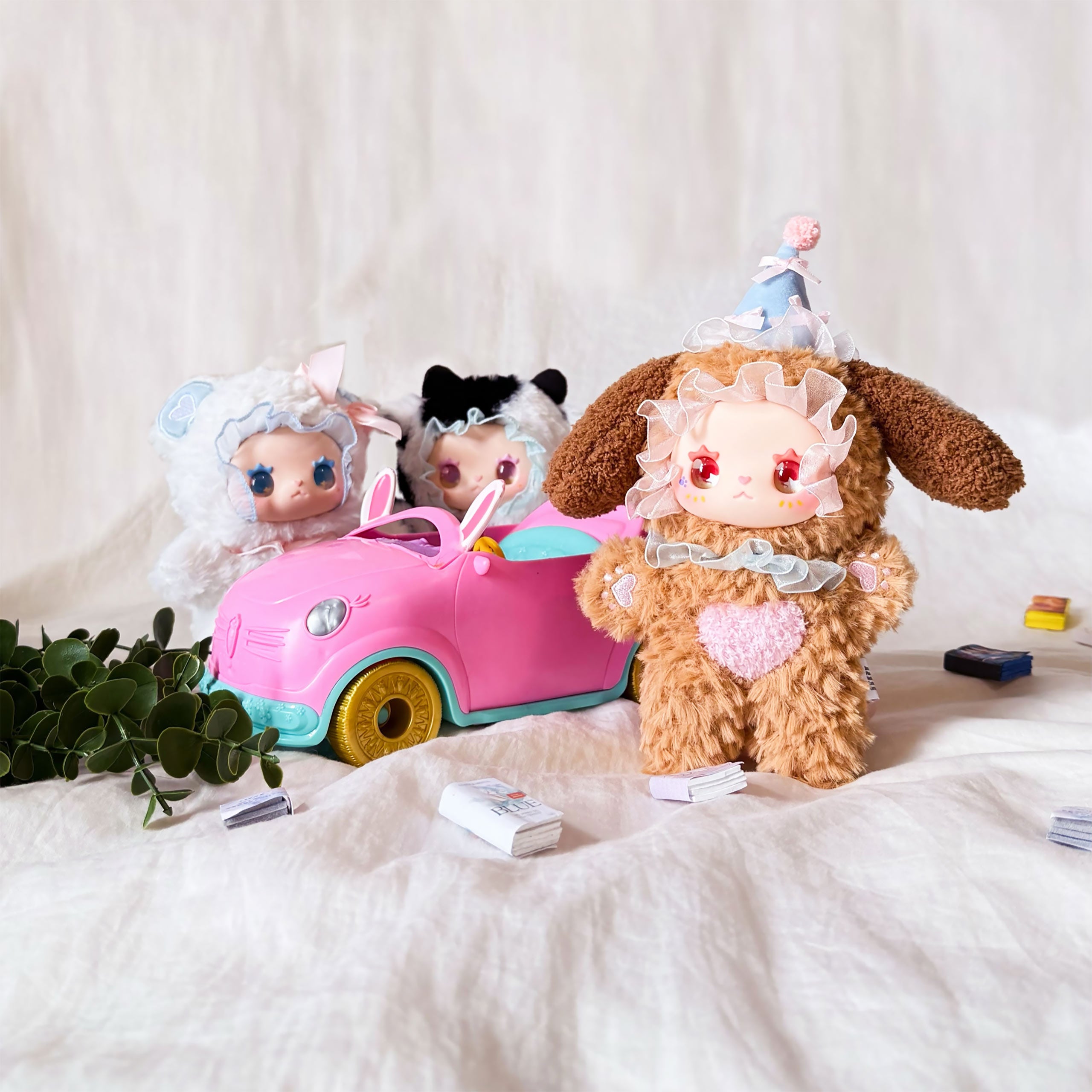 Product image Lovely Emma - Twist Series Mystery Plush Figure