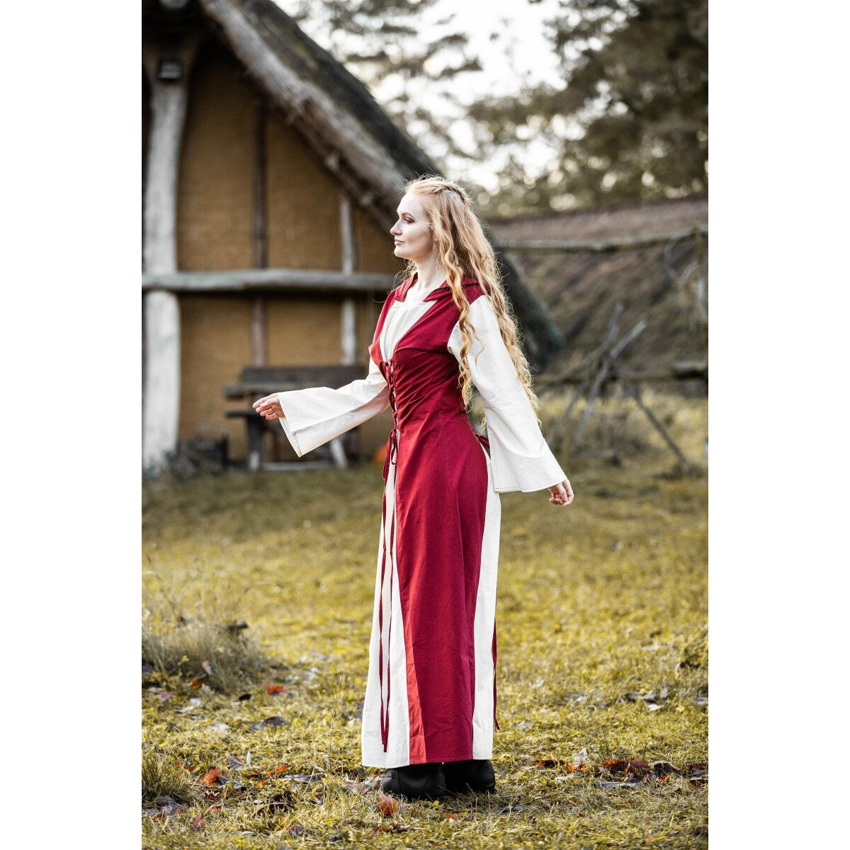 Product image Medieval Dress Genefe red-beige