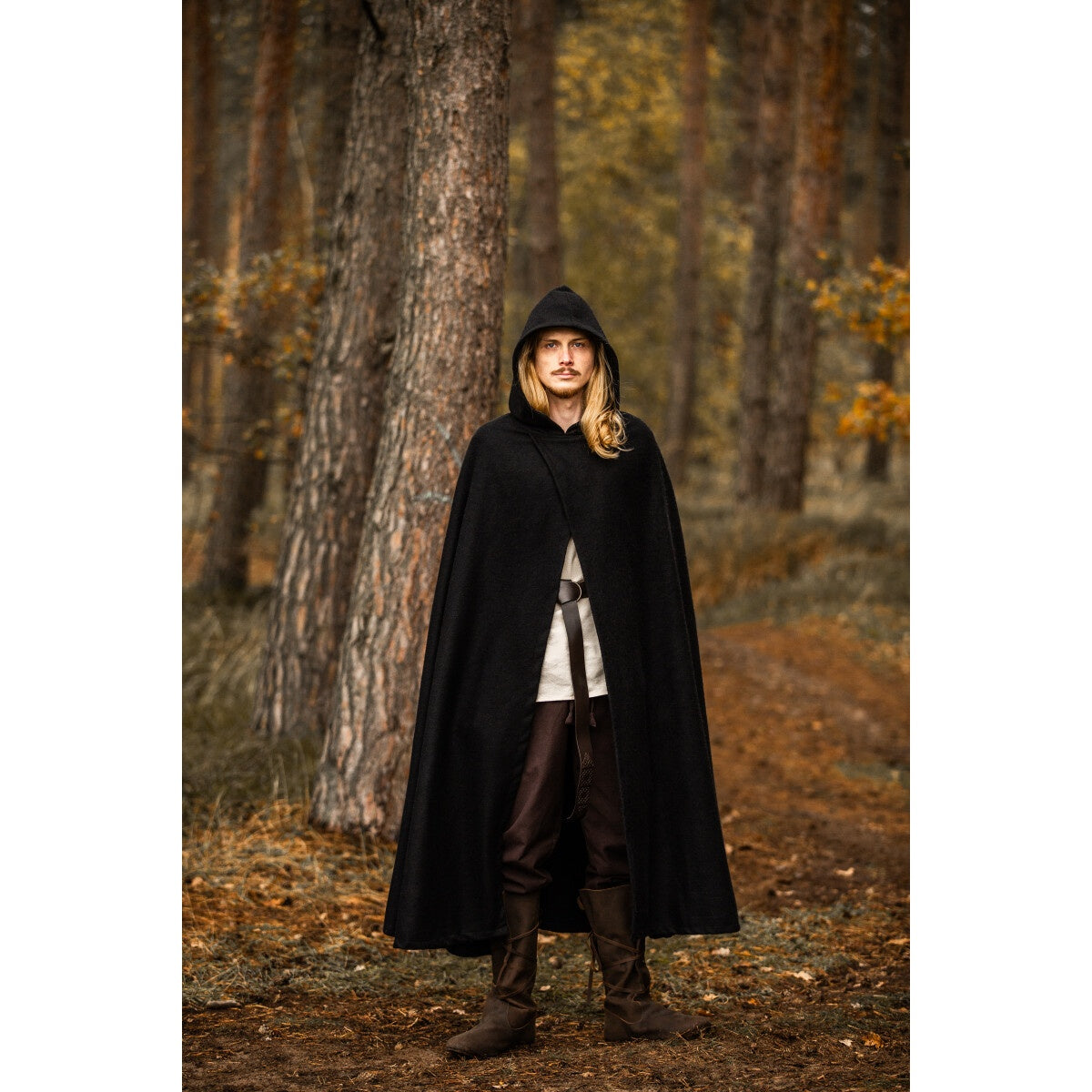 Product image Medieval Hooded Cloak Thorian Wool black