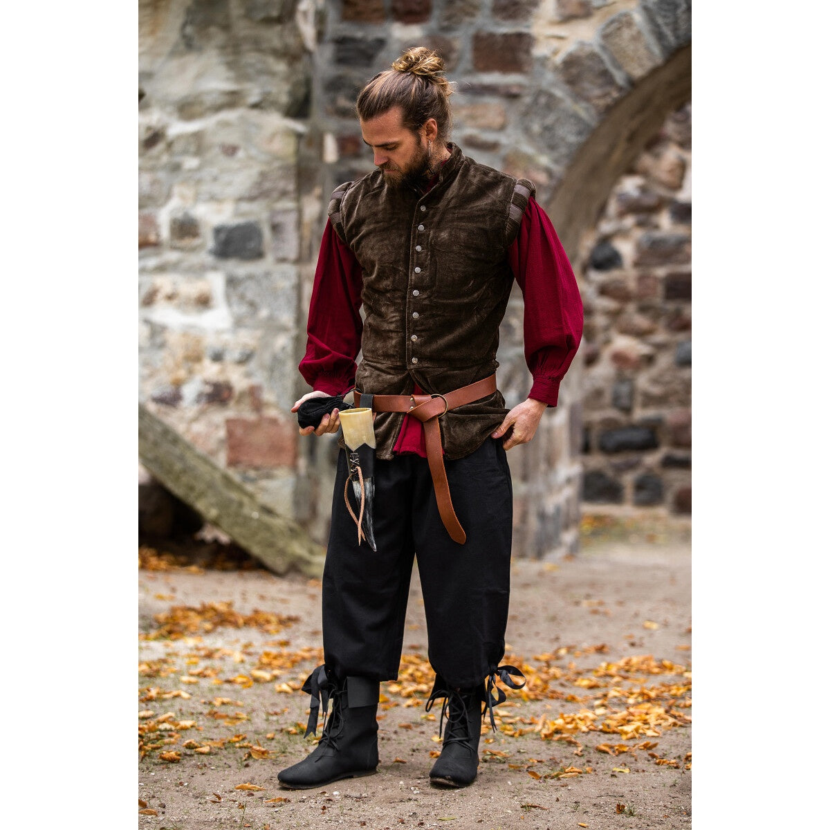 Product image Medieval Noble Velvet Doublet Pierre brown