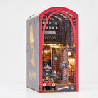 Product image Harry Potter – Hogwarts Express Book Nook Model Kit Wood