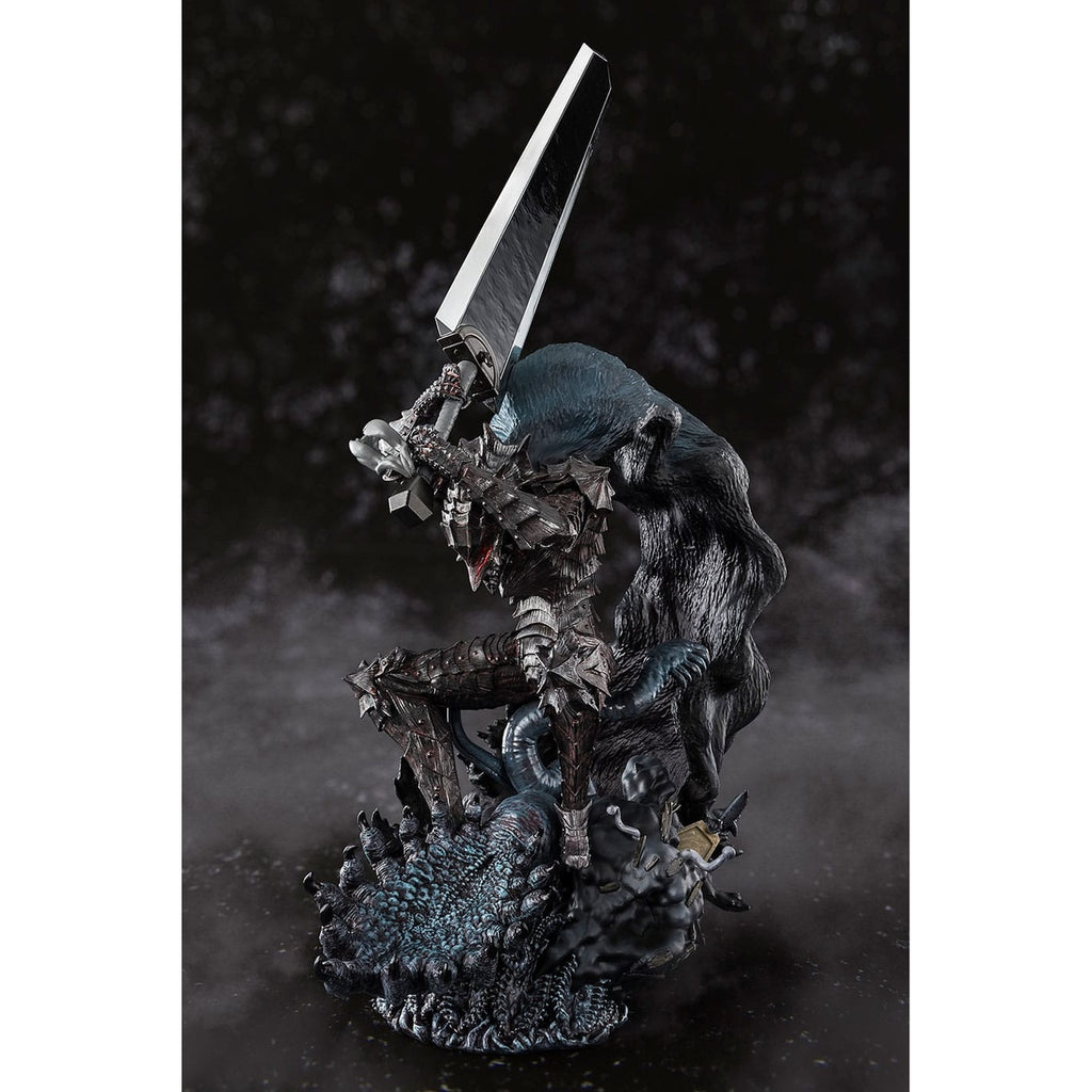 Product image Berserk - Guts Berserker Armor Figuarts ZERO Metallic Touch Statue