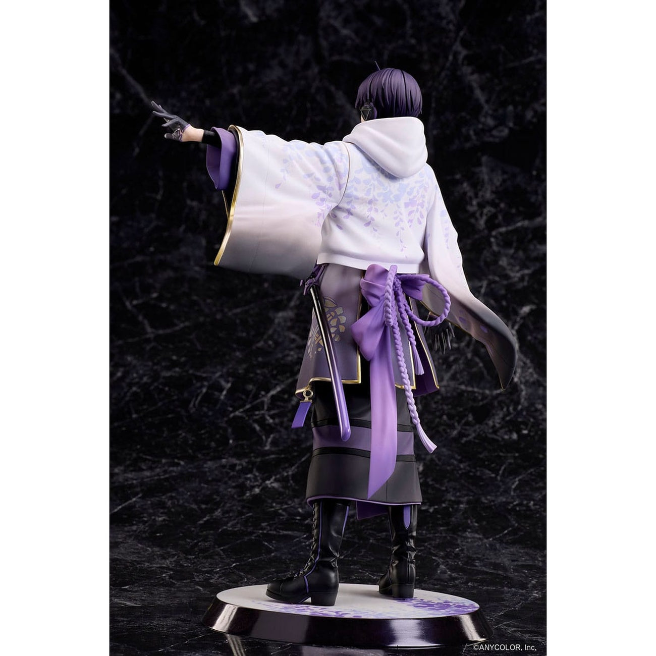 Product image Nijisanji PVC Statue 1/7 Kenmochi Toya 26 cm