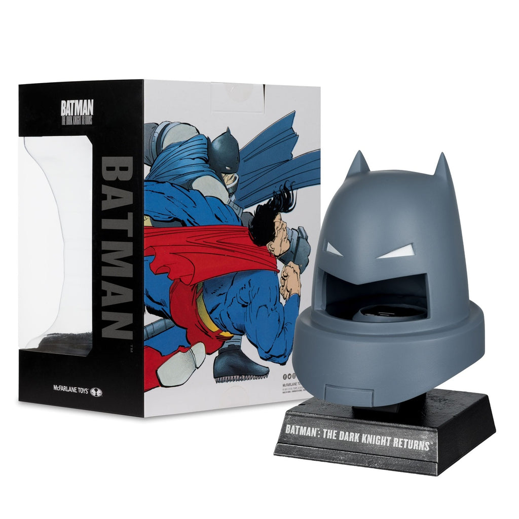 Product image Batman DC Direct Mini Replica 1/3 Armored Batman Mask (The Dark Knight Returns) 18 cm