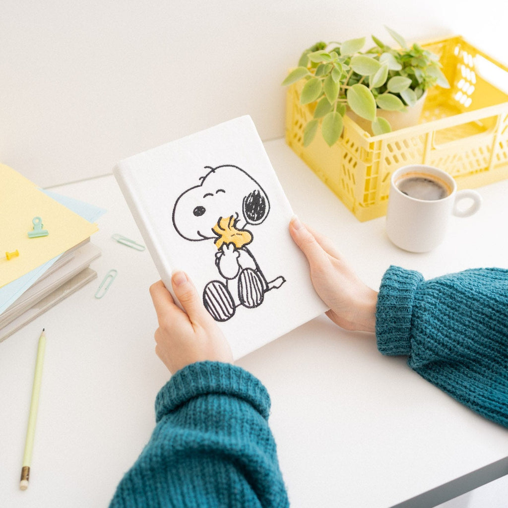 Product image Peanuts Premium Plush Notebook A5 Snoopy