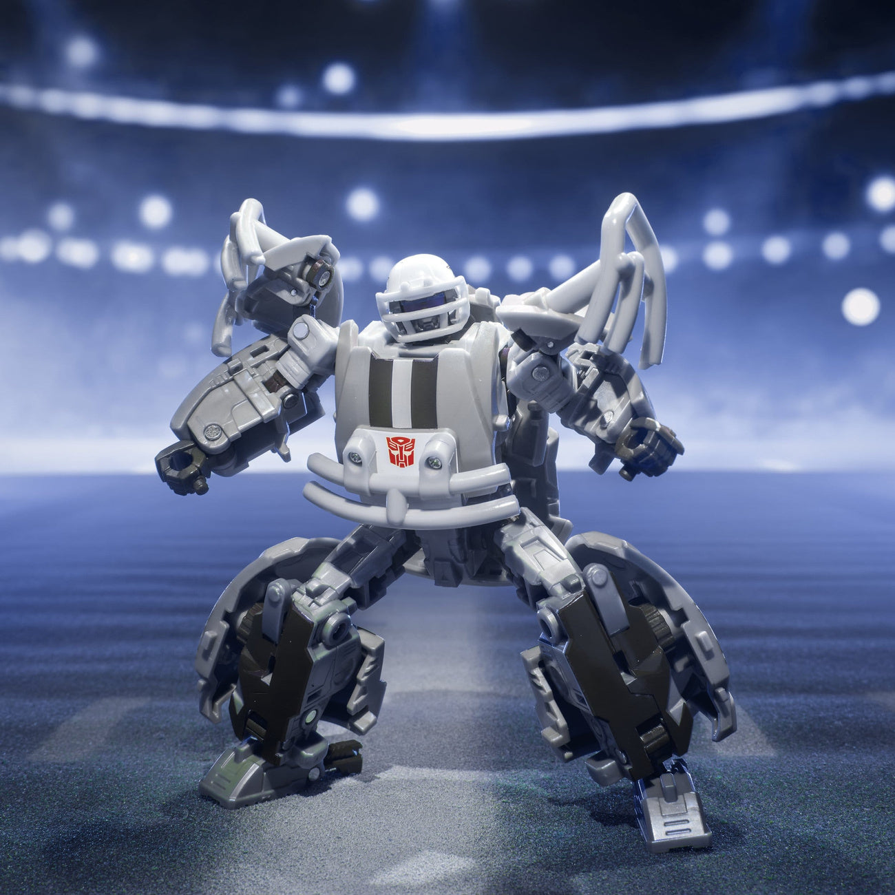 Product image Transformers x NFL Action Figure Dallas Cowboys: Starblitz 14