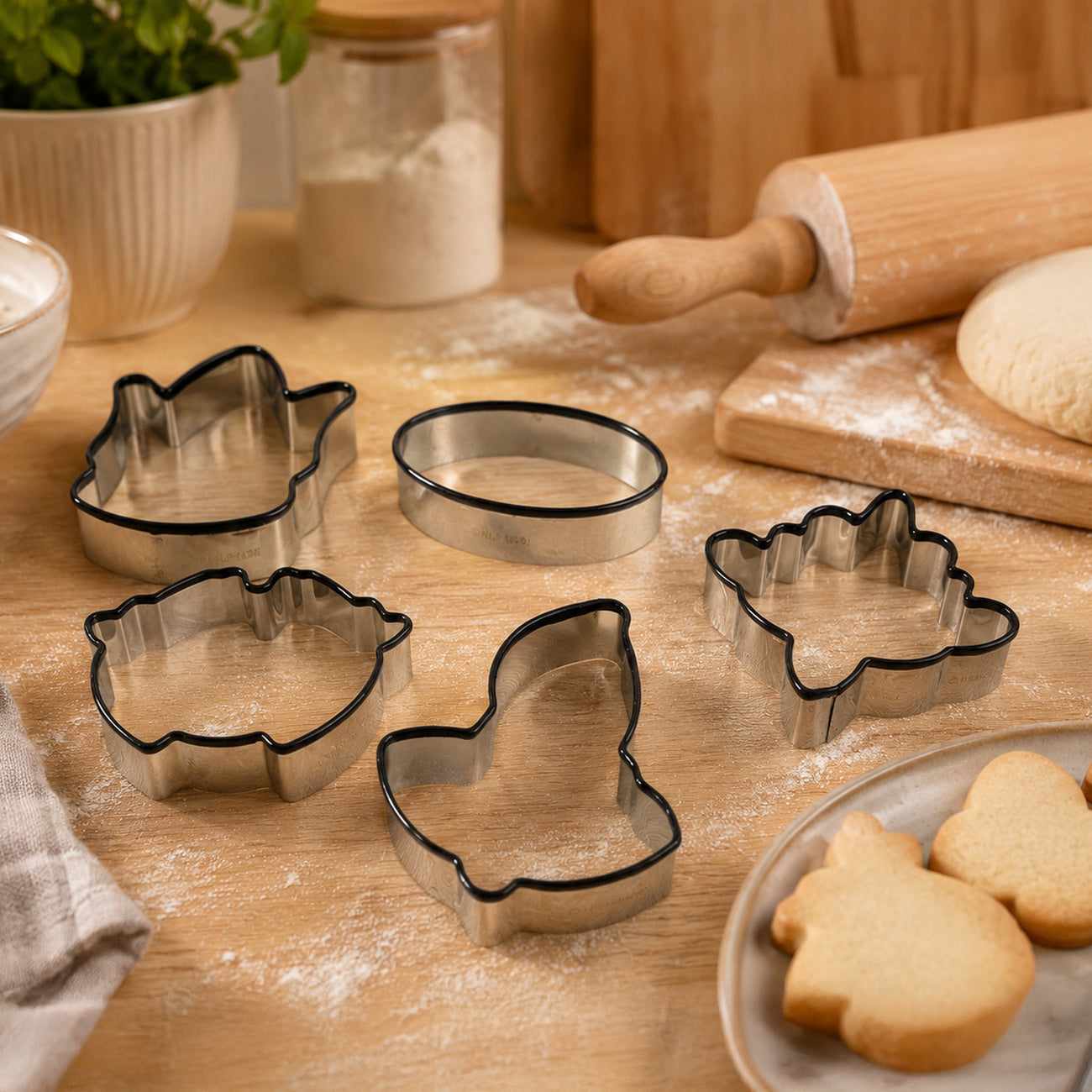 Product image The Lord of the Rings - Symbol Cookie Cutter Set of 5 in Fabric Bag