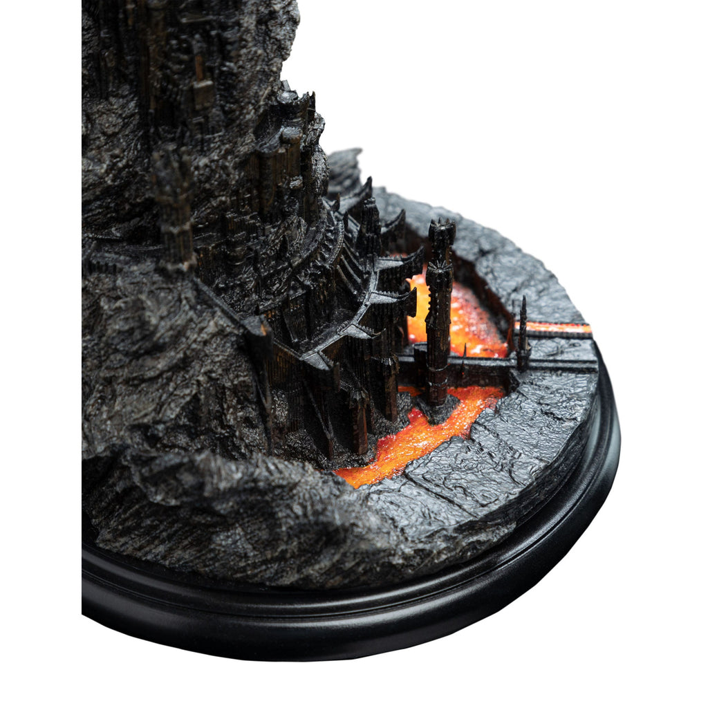 Product image The Lord of the Rings Statue Barad-dûr 19 cm